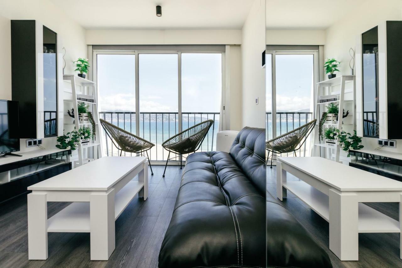K Beach D-Luxe Empuriabrava Bagian luar foto